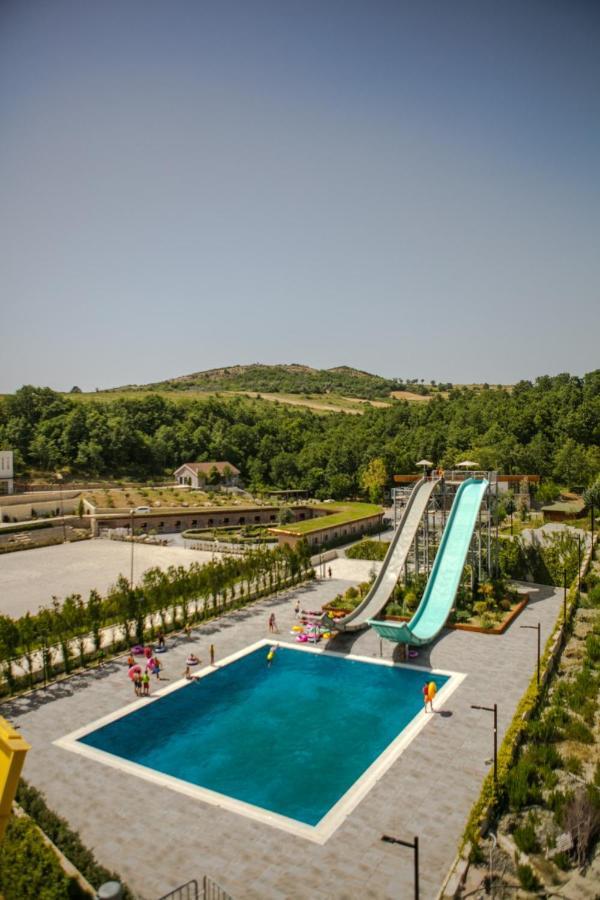Equos Resort Hotel Tiranë Luaran gambar